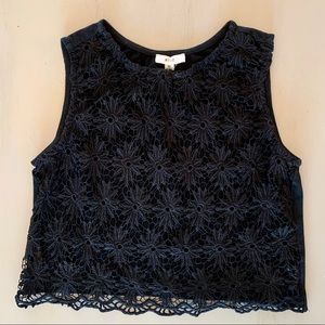 Black Daisy Lace Crop Tank
